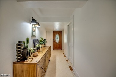 Estate-style riverfront home on 3.28 acres in Buckingham with - photo 5