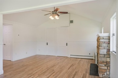 LOW TAXES!!! Welcome to this beautifully maintained 3-bedroom - photo 8