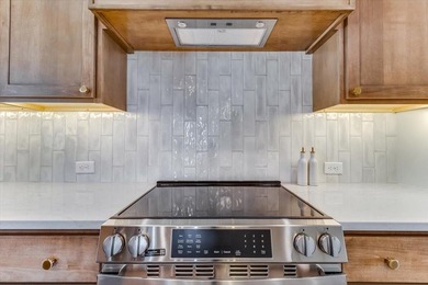 MODEL IS NOW FOR SALE! Stunning 5 Bedroom, 3 Bath Lakefront Home - photo 15