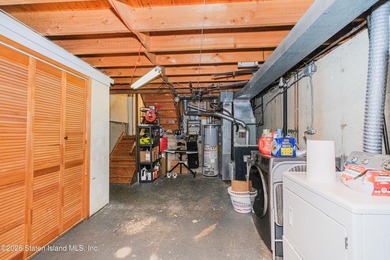 Welcome to 287 Abingdon Ave, a fully renovated three-bedroom - photo 21
