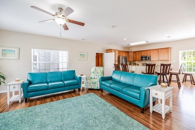 ELEVATOR ACCESS TO ALL THREE LEVELS! Welcome to 27 Palmas Drive - photo 2