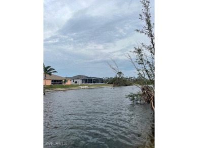 Cape Coral Lakes Area Lot For Sale in Cape Coral Florida