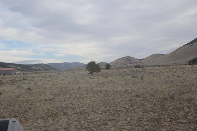 10 acres of mountain and Eagle Nest Lake views. This lot is in - photo 6