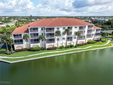 (private lake, pond, creek) Condo Sale Pending in Fort Myers Florida