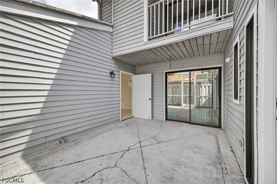 Welcome to your new home in Fort Myers! Don't miss out on this - photo 4