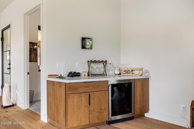 A modern masterpiece in the heart of Payson, this custom-built - photo 11