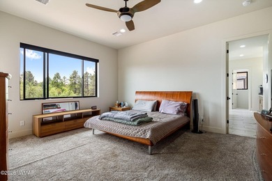 A modern masterpiece in the heart of Payson, this custom-built - photo 18