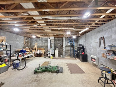 Rare opportunity in Martin County, Kentucky! This 680 acre farm - photo 19