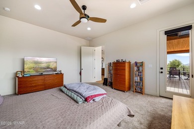 A modern masterpiece in the heart of Payson, this custom-built - photo 19