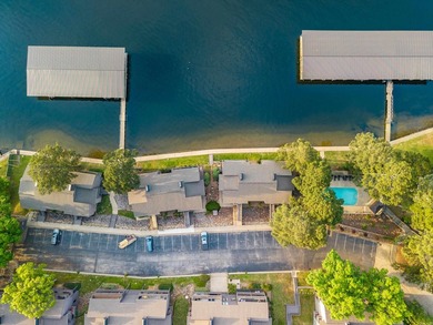 Updated lakefront condo right on the water available just in - photo 2