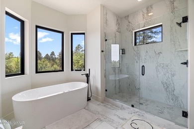 A modern masterpiece in the heart of Payson, this custom-built - photo 22