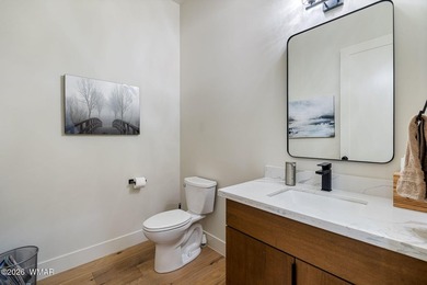 A modern masterpiece in the heart of Payson, this custom-built - photo 29