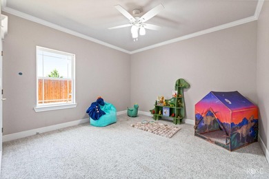 Welcome to this exquisite residence in the highly desirable - photo 35