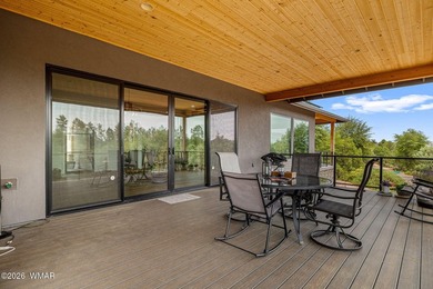 A modern masterpiece in the heart of Payson, this custom-built - photo 38