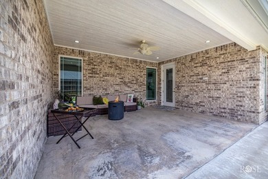 Welcome to this exquisite residence in the highly desirable - photo 41