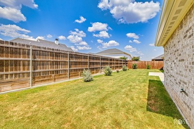 Welcome to this exquisite residence in the highly desirable - photo 43
