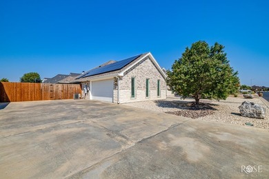 Welcome to this exquisite residence in the highly desirable - photo 49
