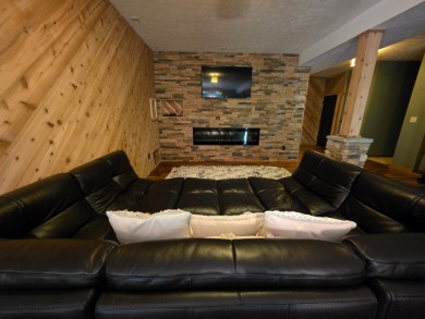 HUGH PRICE REDUCTION! NOW $599,000! Waterfront- 2 Docks - photo 25