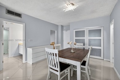 Beautifully remodeled condo located in prime location in Sunny - photo 6
