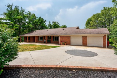 Welcome to 40.06 acres of private paradise perfect for farm life - photo 2