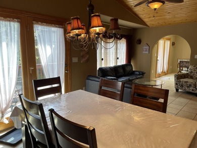 2540 sq.ft. Townhome being offered fully furnished. Spacious - photo 4
