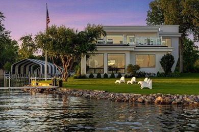 LAKE LIFE - WAYZATA STYLE - 220ft of Lake Minnetonka Shoreline | - photo 2