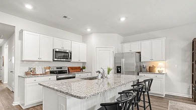 Welcome to Auberon Woods located off Highway 90 with easy access - photo 3