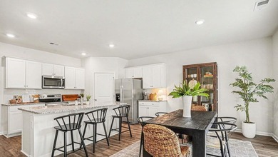 Welcome to Auberon Woods located off Highway 90 with easy access - photo 6