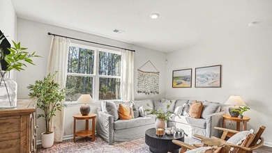 Welcome to Auberon Woods located off Highway 90 with easy access - photo 9
