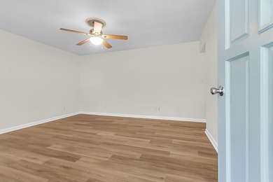 Situated on a spacious lot at 5433 Pennsylvania Avenue, this - photo 3