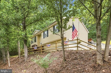 WOW! Beautifully renovated 3BR, 2BA home with 2-car garage in - photo 3