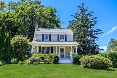 Welcome to this wonderful, expanded Colonial with a spacious - photo 3