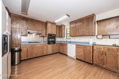 Nestled in the desirable Latimer community, this well-maintained - photo 18