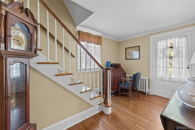 Welcome to this wonderful, expanded Colonial with a spacious - photo 10