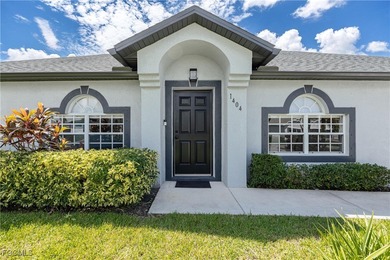 Cape Coral Area Home Sale Pending in Cape Coral Florida