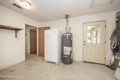 Nestled in the desirable Latimer community, this well-maintained - photo 27