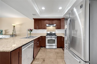 UPDATED & LARGEST floor plan in Shady Hollow, perfectly located - photo 30