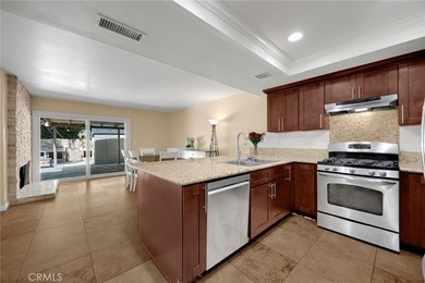 UPDATED & LARGEST floor plan in Shady Hollow, perfectly located - photo 31