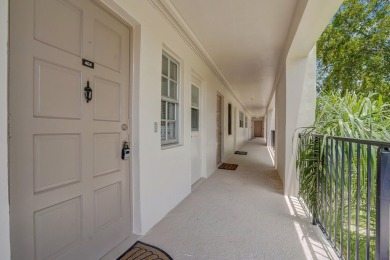 Lake Condo For Sale in Pompano Beach, Florida