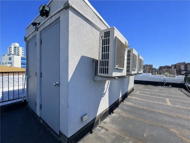A stands out in the Brooklyn multifamily market: A 100% - photo 33