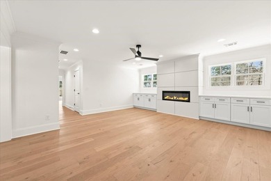 Stunning new construction, PRICED UNDER APPRAISAL, directly on - photo 33