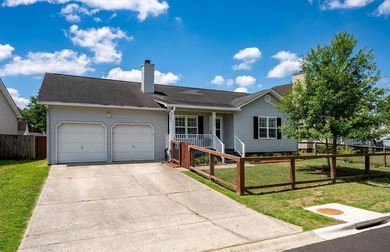 Welcome home to 8655 Bentwood Drive in North Charleston, South - photo 5