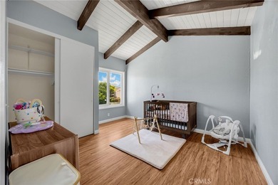 UPDATED & LARGEST floor plan in Shady Hollow, perfectly located - photo 37