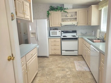 Forest Lake Estates is a 55+ age qualified active and vibrant - photo 3