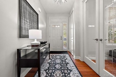 **LUXURY MODERN CONDO IN TROY** New HVAC system with a 10-year - photo 5