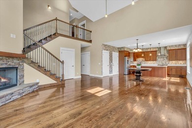 (private lake, pond, creek) Home For Sale in Jasper Tennessee