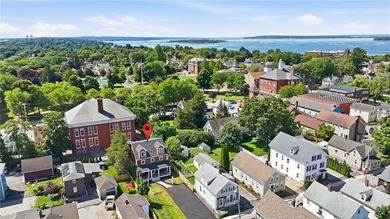 Welcome to a gorgeous reinvention of an 1880 gem in the heart of - photo 3