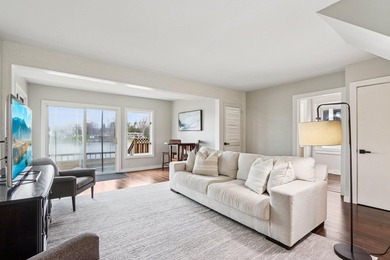 Discover your own slice of lake life on sought after Little - photo 11