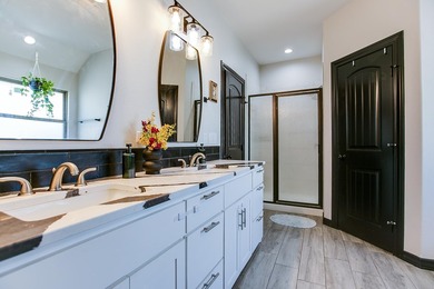 Welcome to 3544 Jaguar Trl in Buffalo Heights- where modern - photo 17