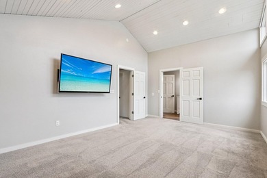 Discover your own slice of lake life on sought after Little - photo 20